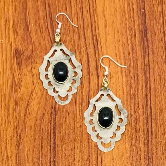 Vintage Turkmen Earrings With Black Onyx, Silver Boho Dangling Earrings, Turkmen - Picture 2 of 9